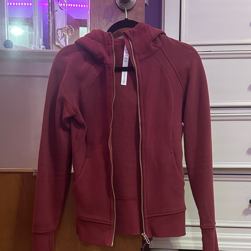 Lululemon full zip scuba